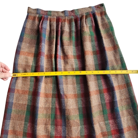Mary Flaherty Ireland 100% Lambswool Pleated Tan/Multi Plaid Midi Skirt Size 12 - Picture 5 of 12